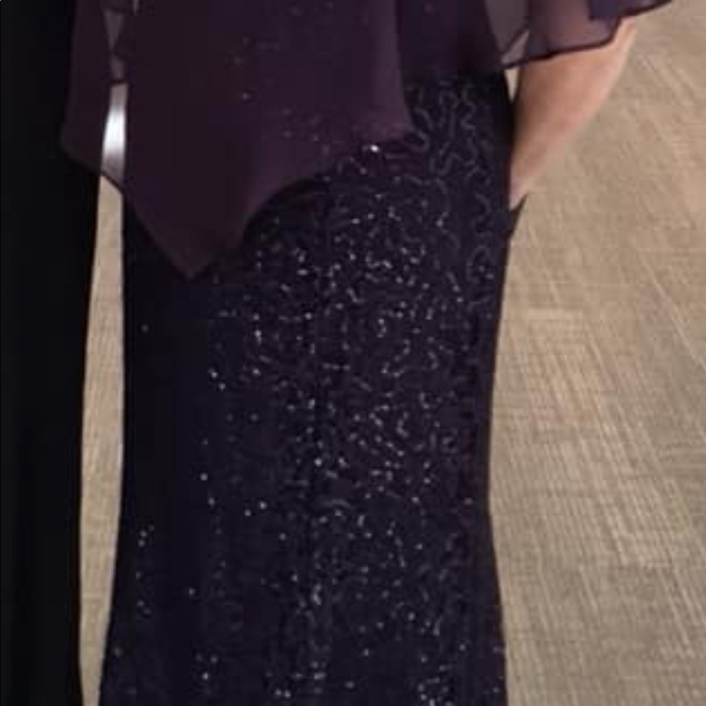 Mother of the Bride/Groom plum dress - Picture 8 of 8